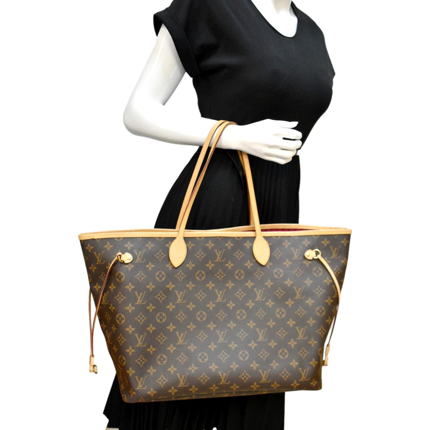 Mon-Monogram Louis Vuitton Neverfull GM with my initials. I wish!  Louis  vuitton handbags outlet, Louis vuitton handbags neverfull, Louis vuitton  purse