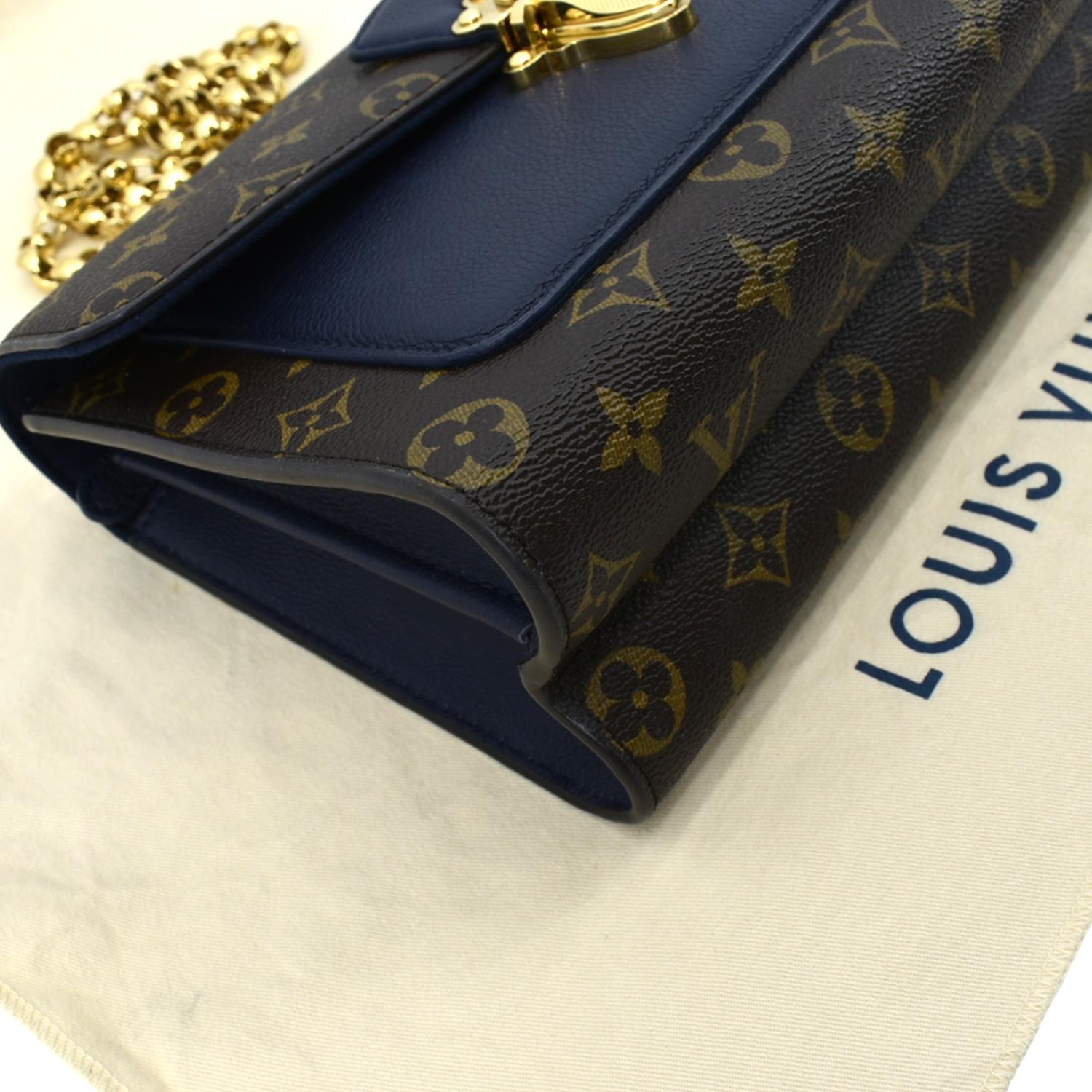 Louis vuitton victoire monogram navy authentic sling bag, Fesyen