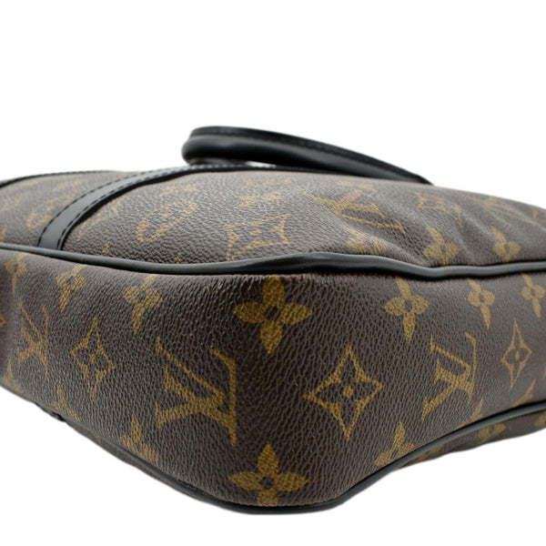 LOUIS VUITTON Porte Documents Voyage Monogram Canvas Briefcase Bag Brown