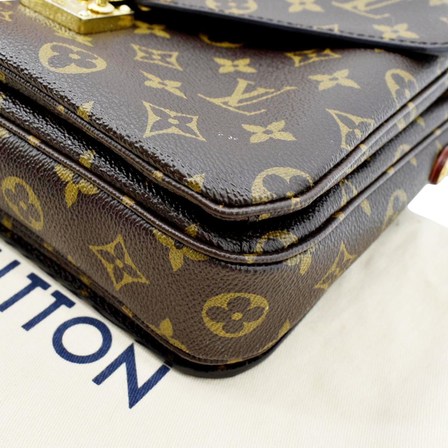 Metis cloth crossbody bag Louis Vuitton Brown in Cloth - 25450366