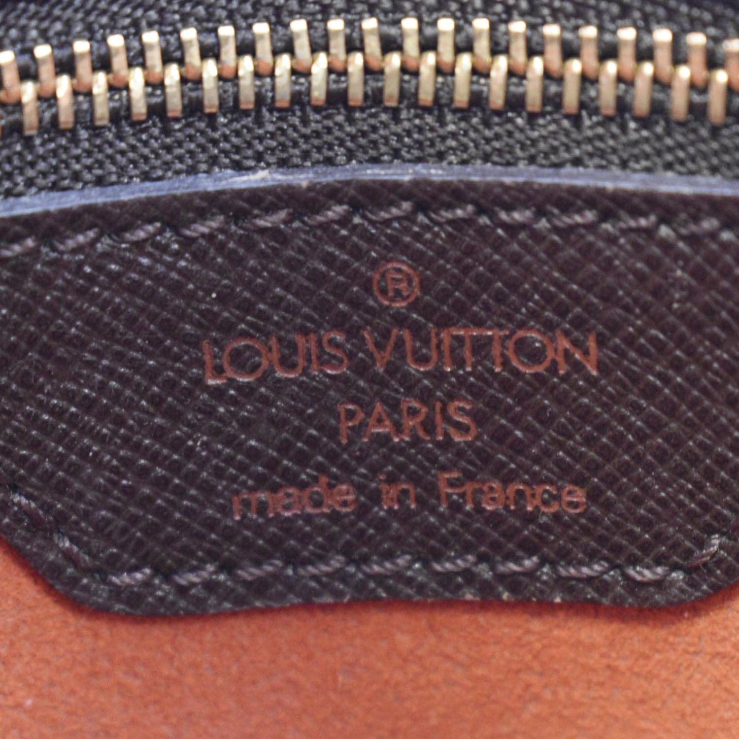 Louis Vuitton Vintage Marais Bucket Pochette Damier - ShopStyle Shoulder  Bags