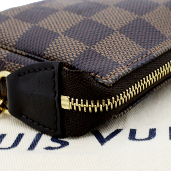 Pre loved Louis Vuitton men bag Damier sacoche zip