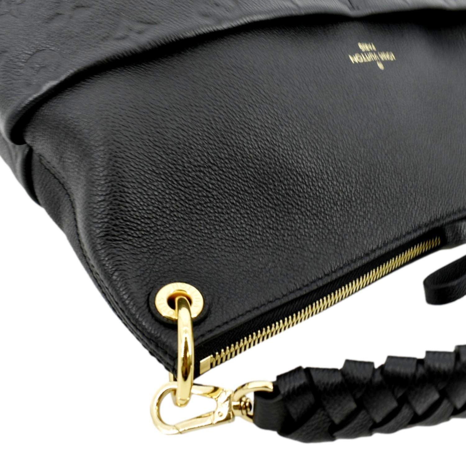 Maida leather handbag Louis Vuitton Black in Leather - 34904535