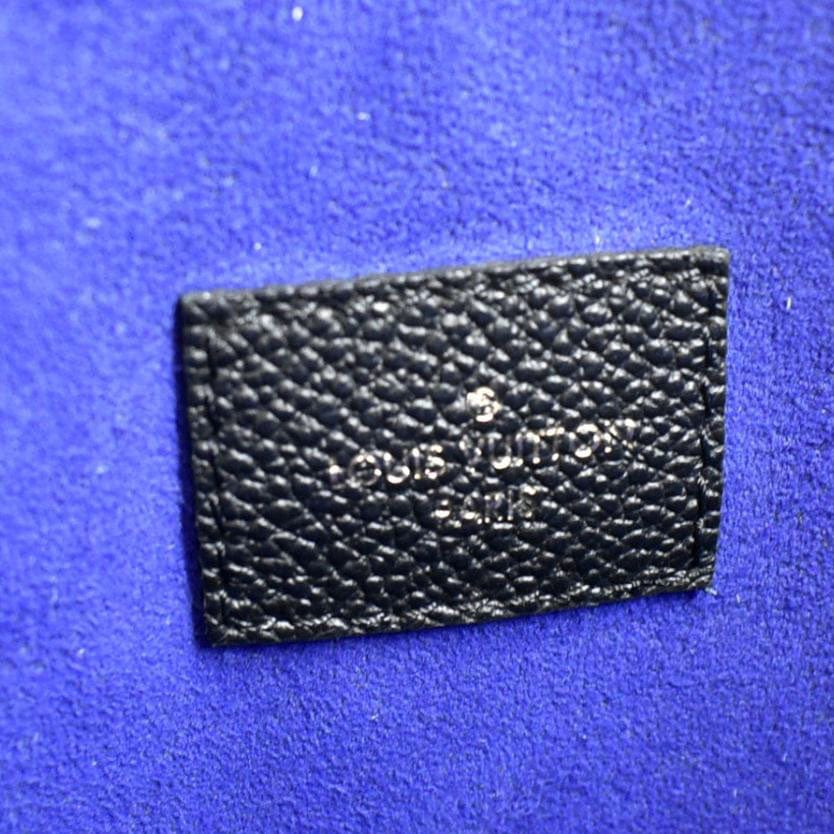 Maida leather handbag Louis Vuitton Grey in Leather - 35705667