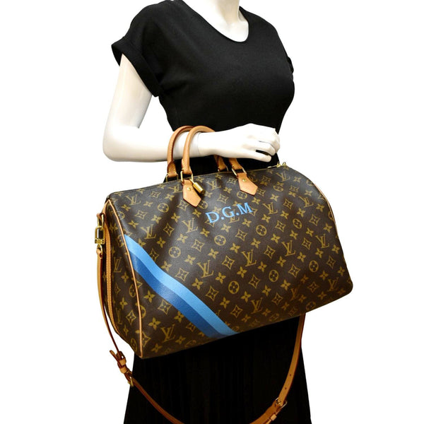 LOUIS VUITTON Speedy 40 Bandouliere Heritage Monogram Canvas Travel Bag Brown