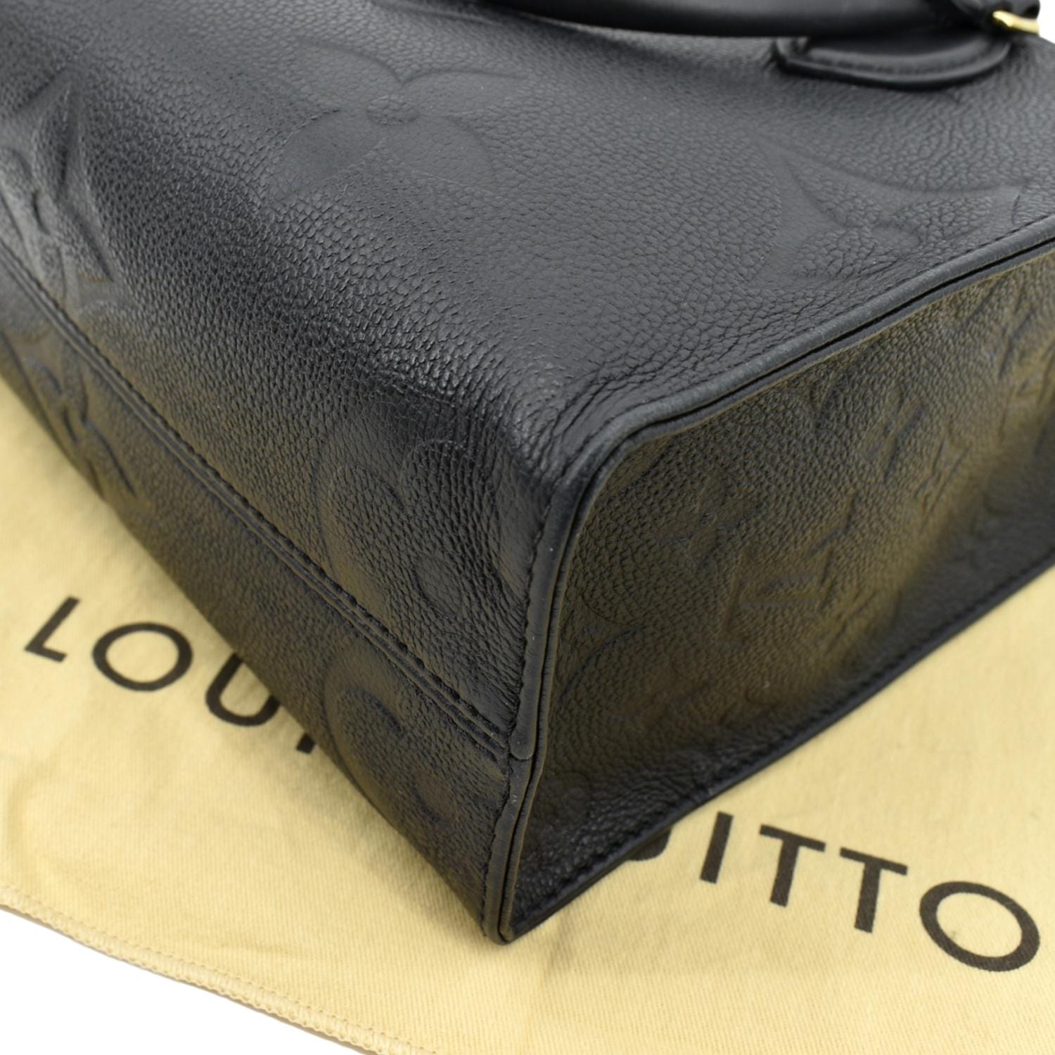 Louis Vuitton Monogram Empreinte OnTheGo PM - Neutrals Totes, Handbags -  LOU806190