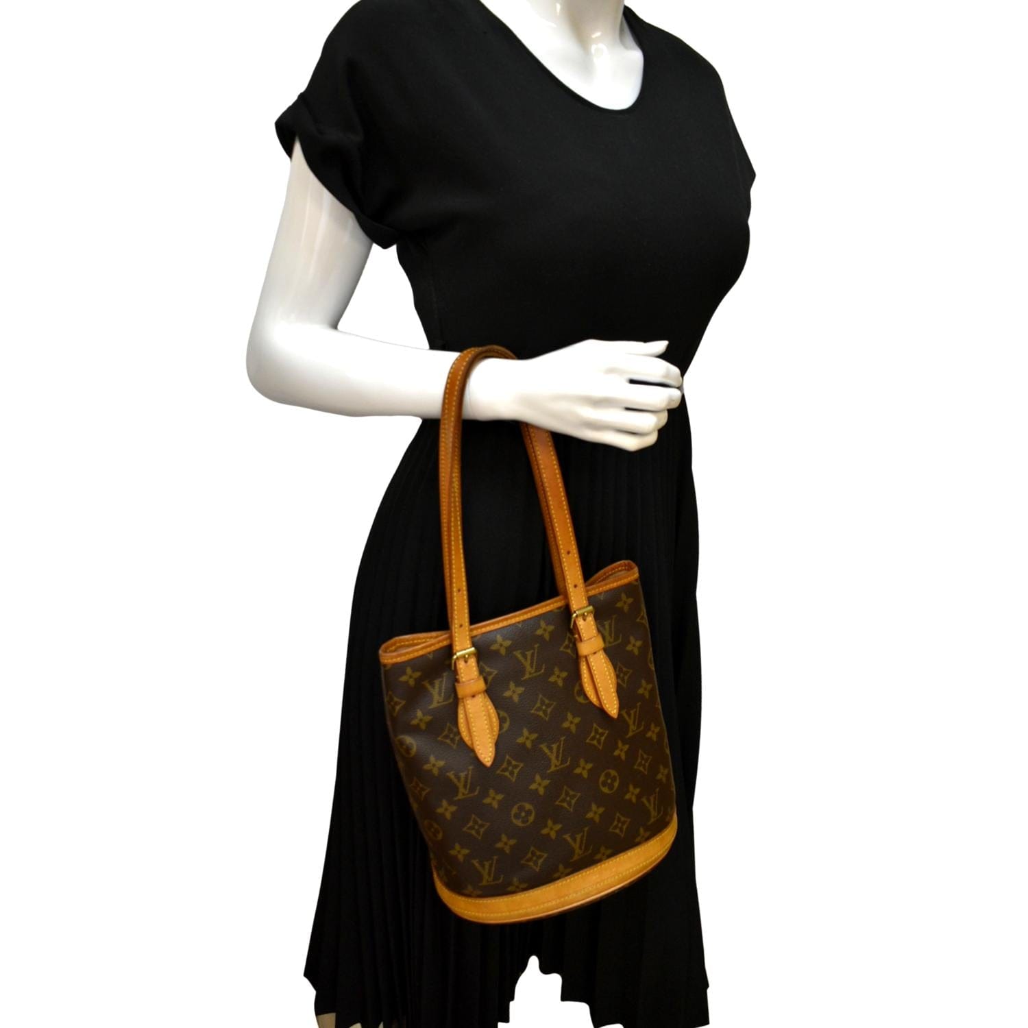 Louis Vuitton Petite Bucket Shoulder Bag 23 Brown Canvas Leather