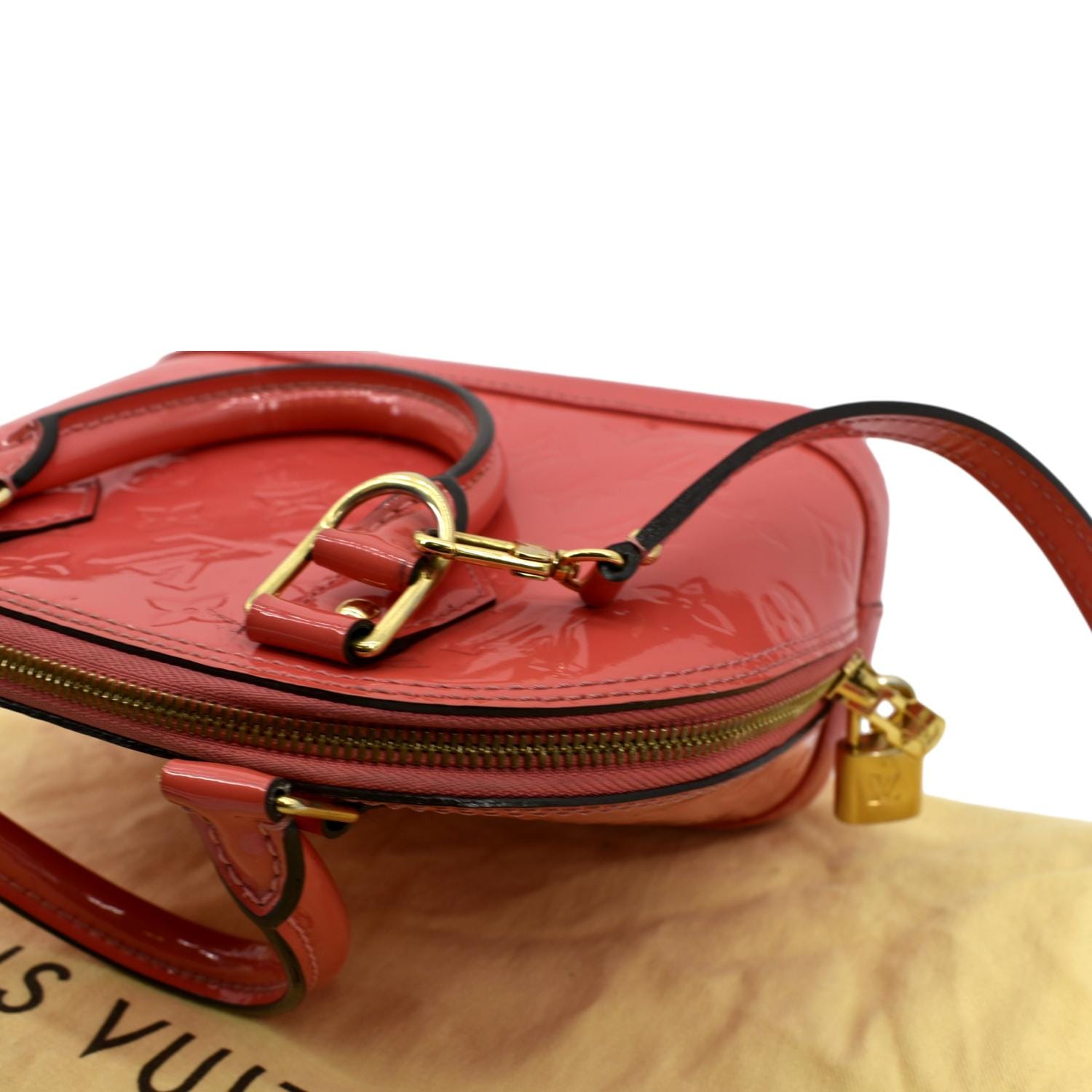 Louis Vuitton Red Monogram Vernis Alma BB Bag – STYLISHTOP