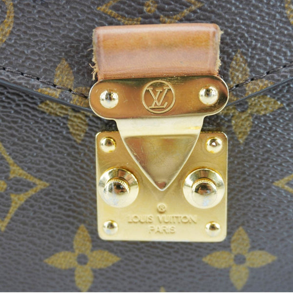 LOUIS VUITTON Metis Pochette Monogram Canvas Crossbody Bag Brown