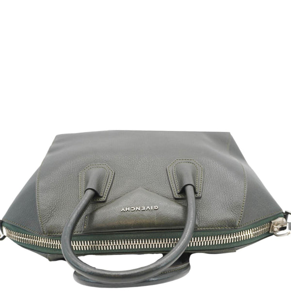 GIVENCHY Antigona Medium Leather Shoulder Bag Green