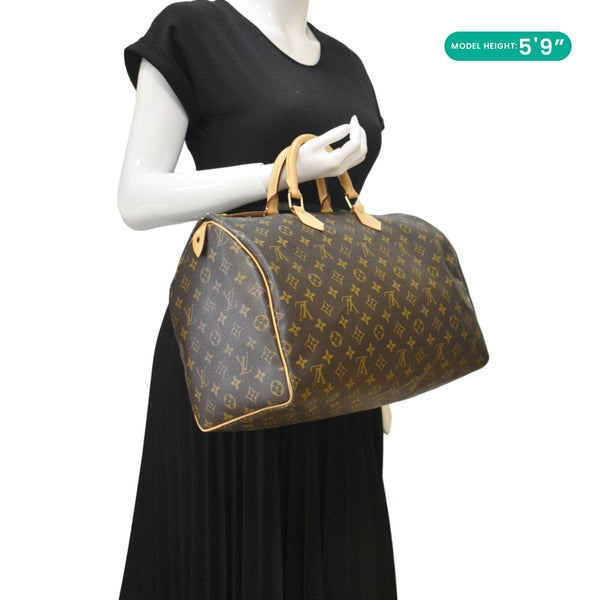 LOUIS VUITTON Speedy 40 Monogram Canvas Satchel Bag Brown