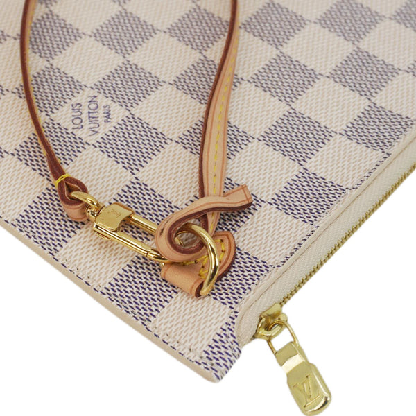 LOUIS VUITTON Neverfull  Damier Azur Pochette Wristlet White