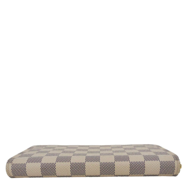 LOUIS VUITTON Damier Azur Zippy Wallet White