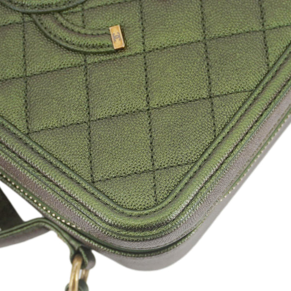 CHANEL Vanity Case Filigree CC Iridescent Quilted Caviar Leather Shoulder Bag Green