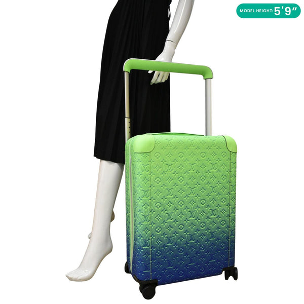 LOUIS VUITTON Illusion Horizon 55 eather Rolling Suitcase Green dummy look