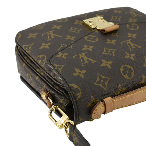 LOUIS VUITTON Metis Pochette Monogram Canvas Crossbody Bag Brown