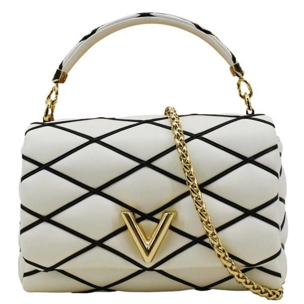 LOUIS VUITTON GO-14 MM Shoulder Bag White front look