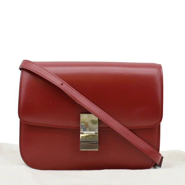 CELINE Classic Box Medium Leather Flap front look