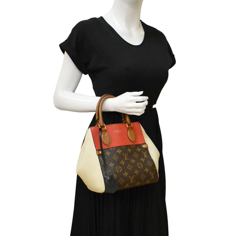 LOUIS VUITTON Fold MM Monogram Canvas Tote  Bag Red