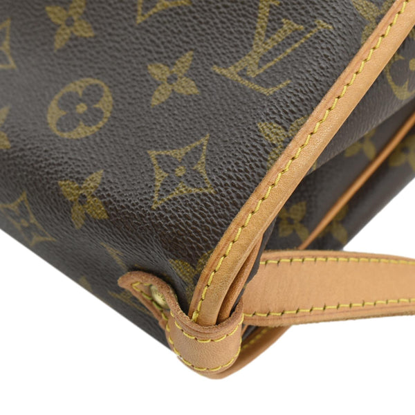 LOUIS VUITTON Saumur 30 Monogram Canvas Crossbody Bag Brown