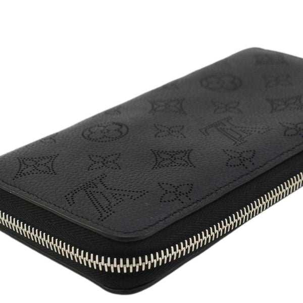 LOUIS VUITTON Mahina Leather Zippy Wallet Galet Black