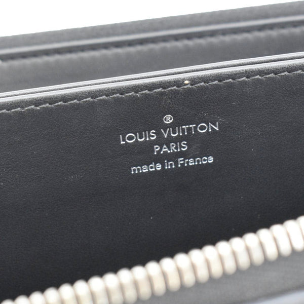 LOUIS VUITTON Mahina Leather Zippy Wallet Galet Black