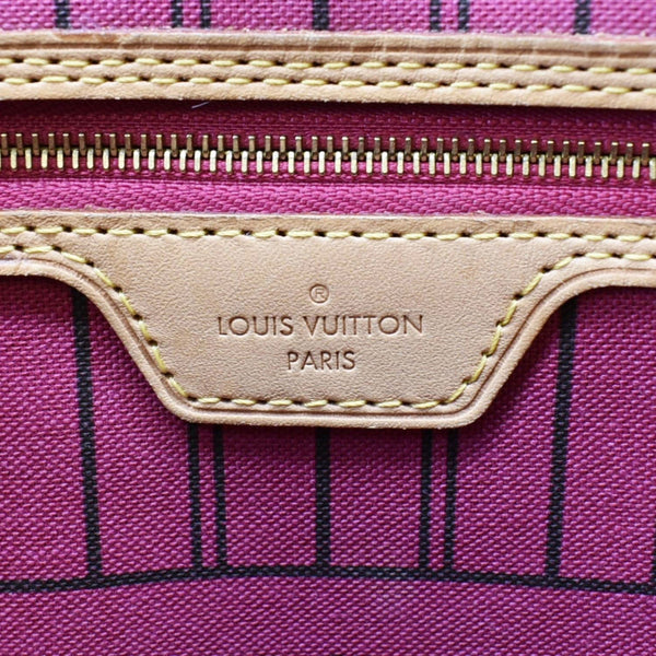 LOUIS VUITTON Neverfull GM Monogram Canvas Shoulder Bag Fuchsia