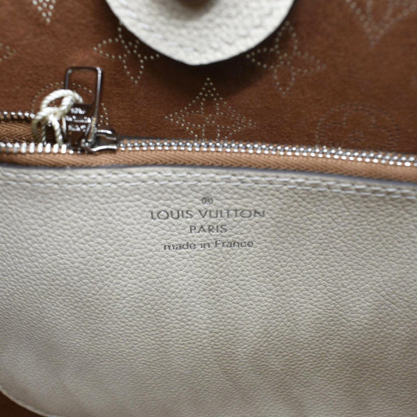 LOUIS VUITTON Carmel Mahina Leather Hobo Bag Creme Beige