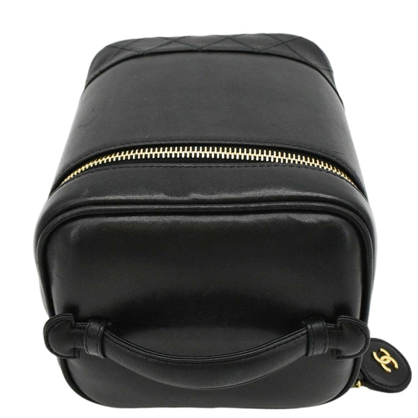 CHANEL Vintage Vanity Case upper look