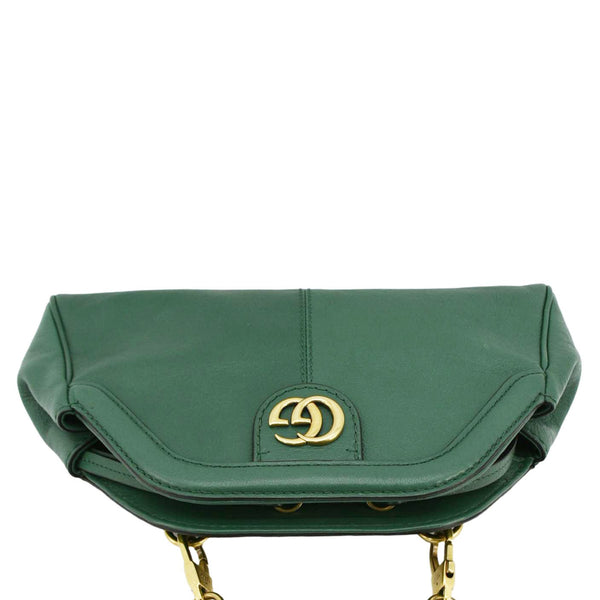 GUCCI Re(Belle) Tiger head Leather Green Shoulder Bag  upper look