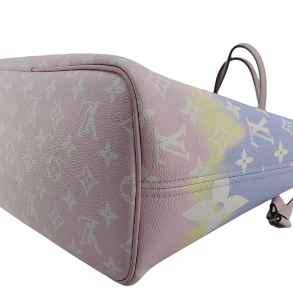 LOUIS VUITTON Neverfull Escale MM Pastel Monogram Giant Canvas Shoulder Bag Multicolor