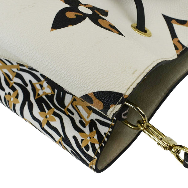 LOUIS VUITTON Neonoe Giant Jungle Canvas Shoulder Bucket Bag White