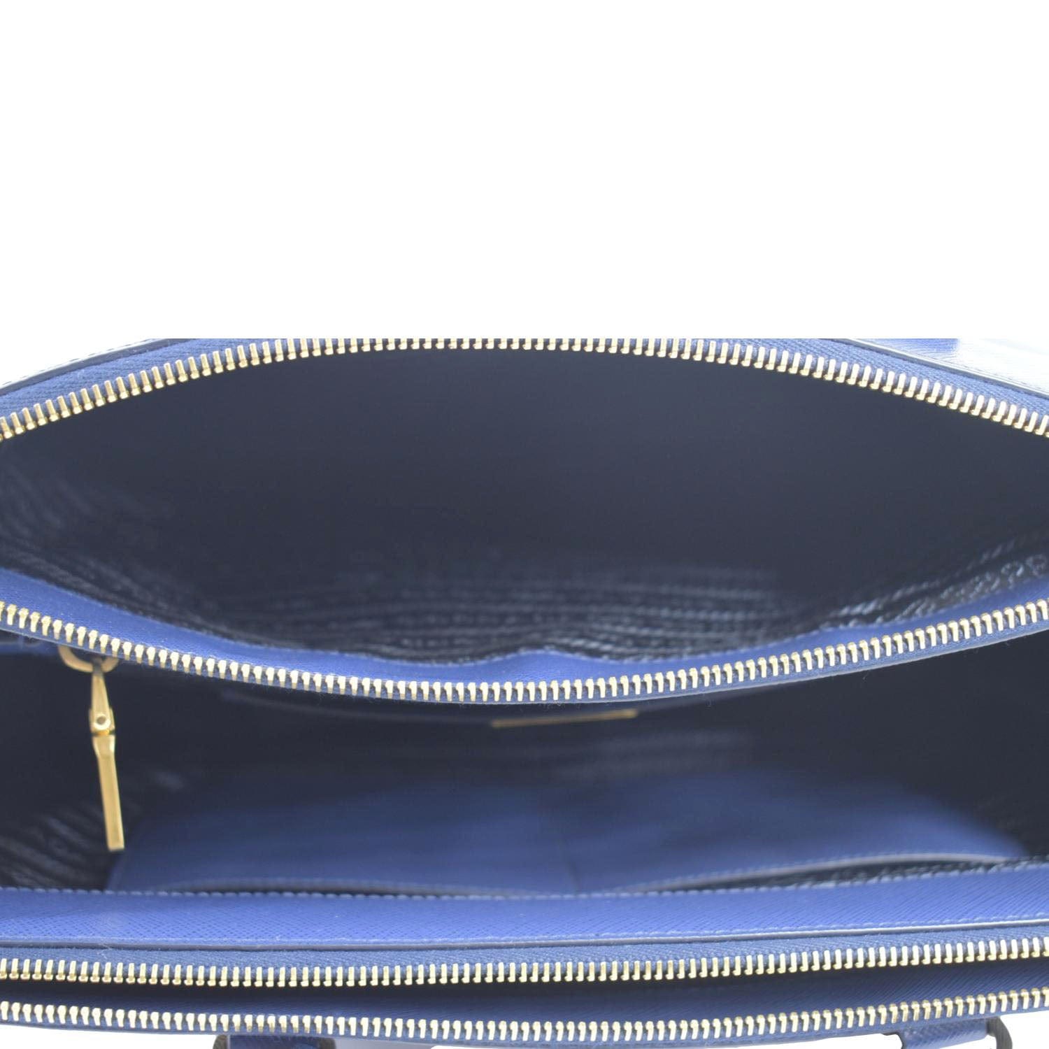 Prada Women's Gray Vitello Phenix Leather Crossbody 1BH079: Handbags:  Amazon.com