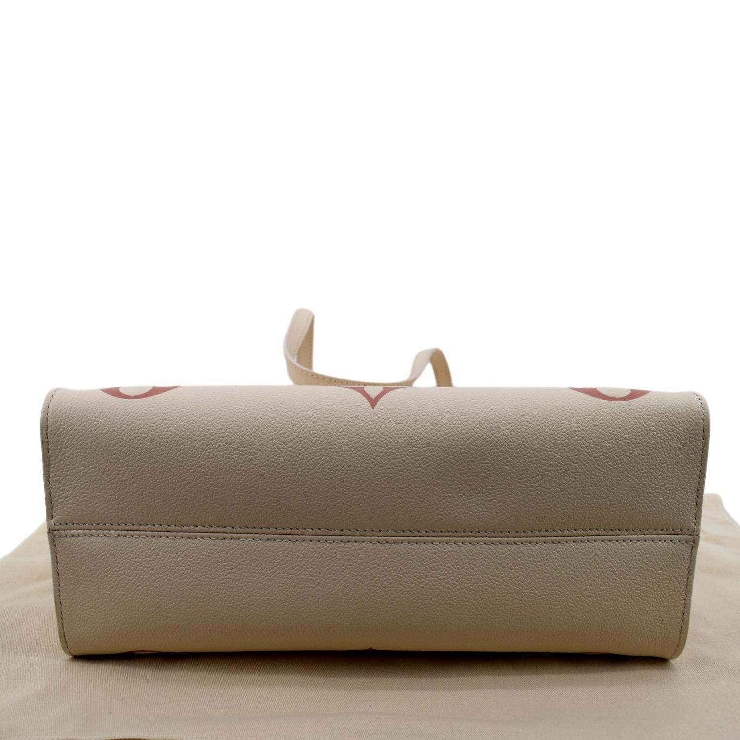 Louis Vuitton OnTheGo Tote Monogram Giant Raffia MM - ShopStyle Shoulder  Bags