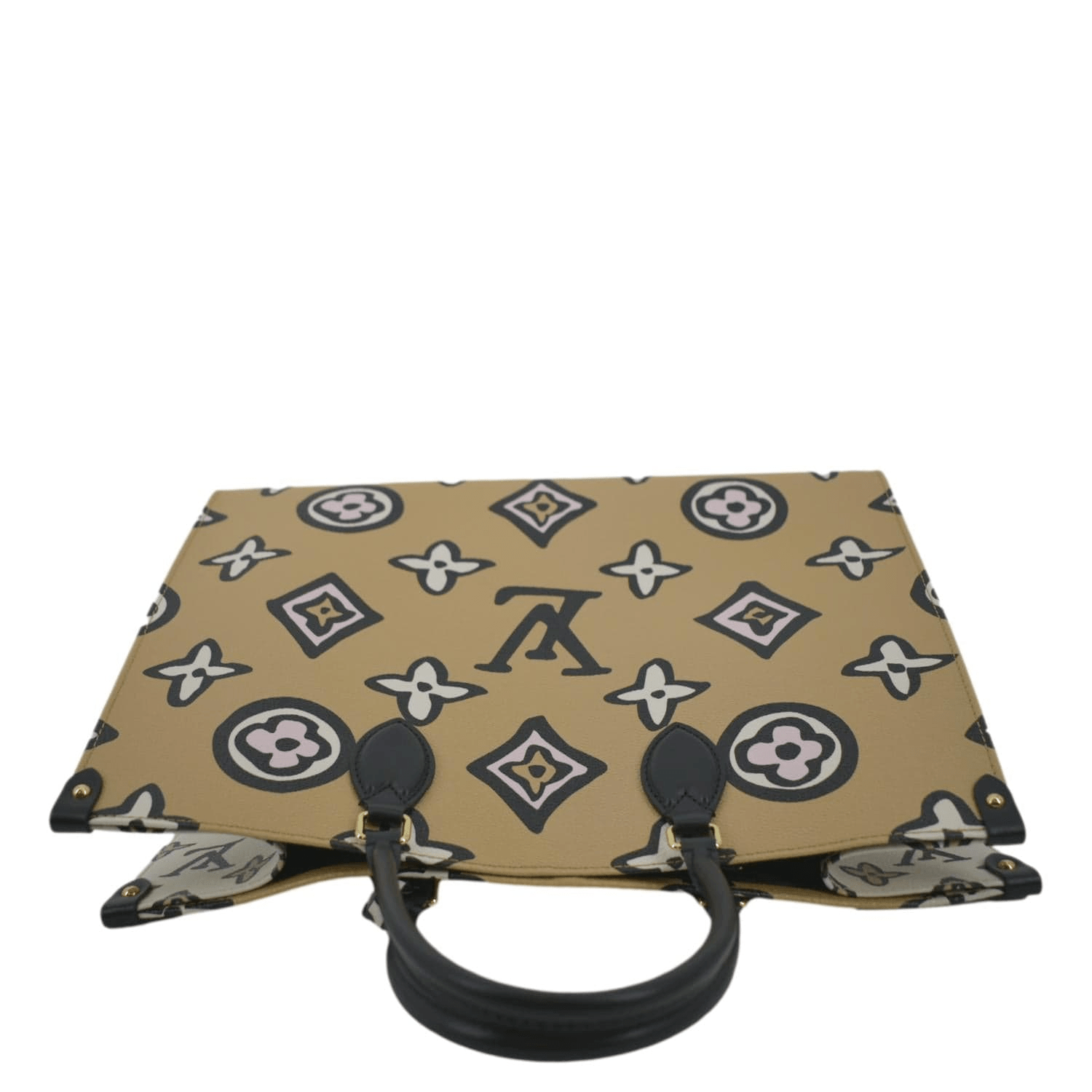 Download The iconic Louis Vuitton Monogram in its classic cream