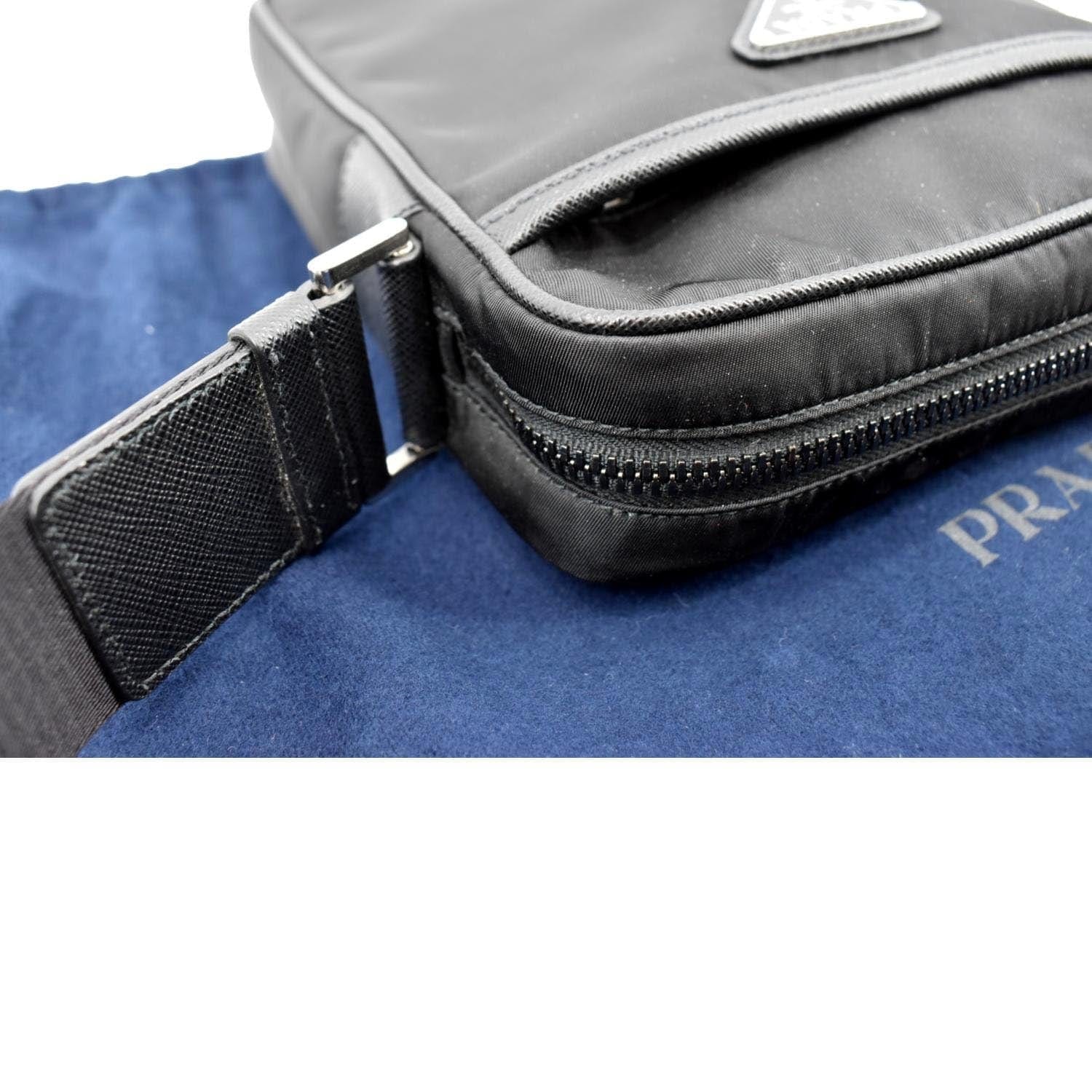 Herren Prada Messenger Bags  Crossbody bag in Saffiano leather