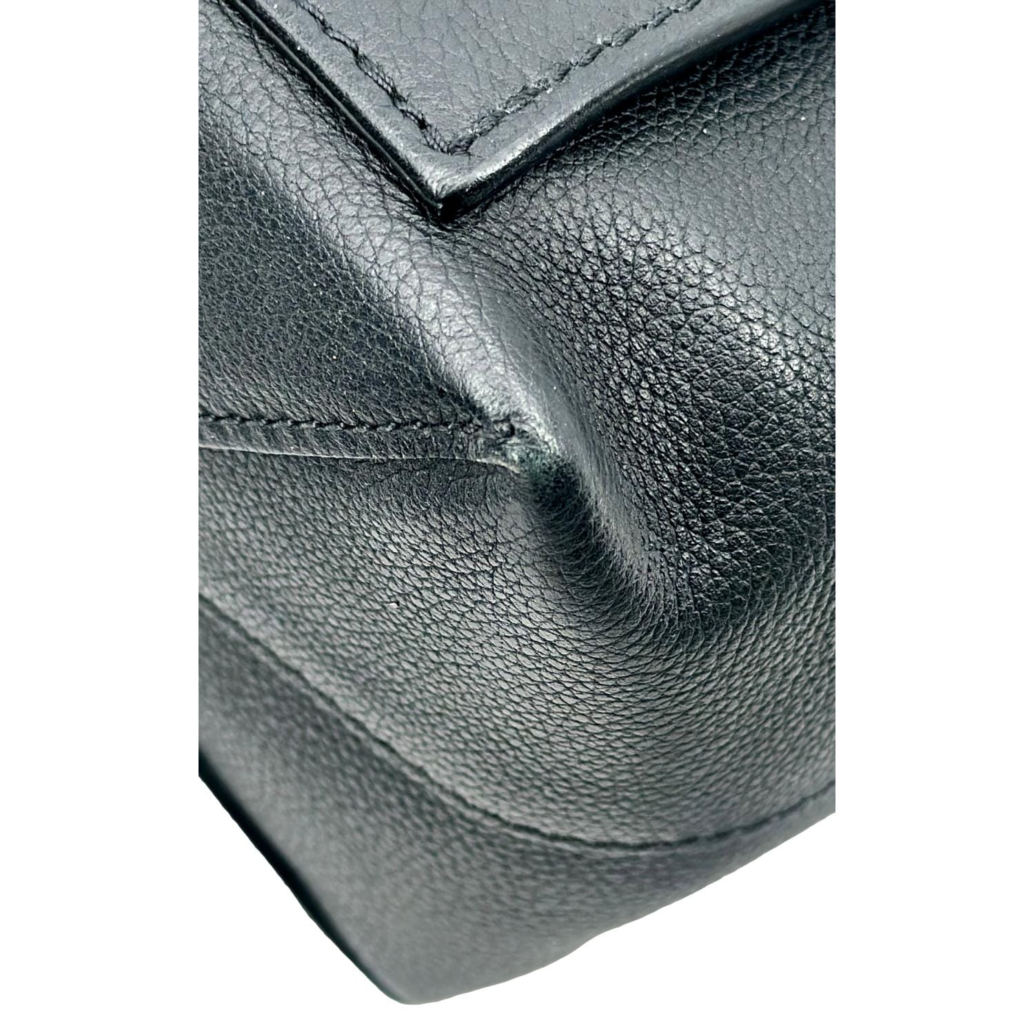 Louis Vuitton Authenticated Lockme Leather Wallet