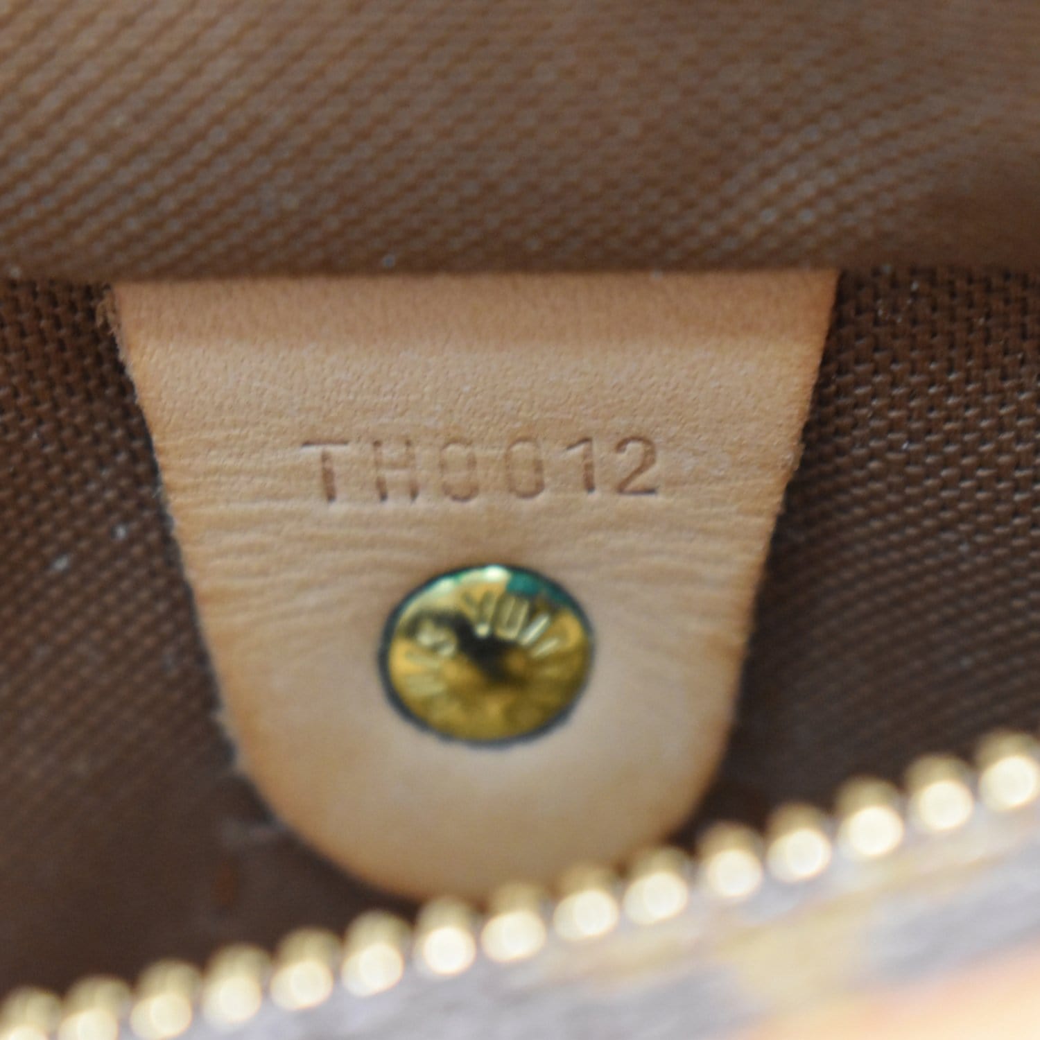 Speedy leather handbag Louis Vuitton Brown in Leather - 31741524