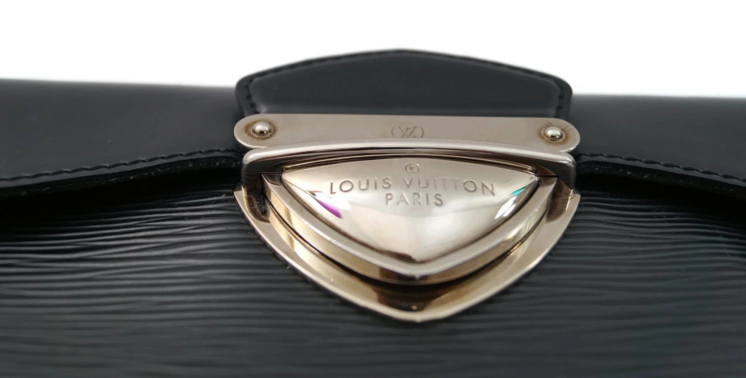 Louis Vuitton Epi Pochette Montaigne Clutch Ivory W/COA