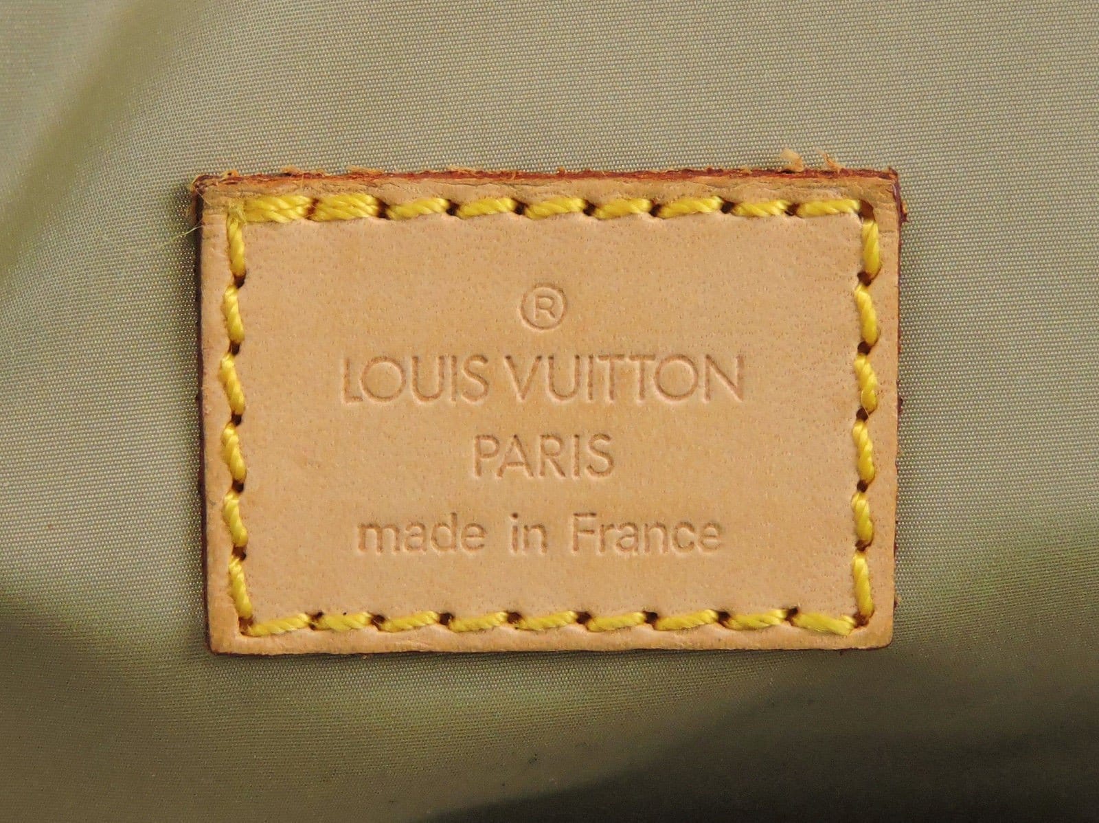 Louis Vuitton Damier Geant Citadin Messenger - Green Messenger Bags, Bags -  LOU348491