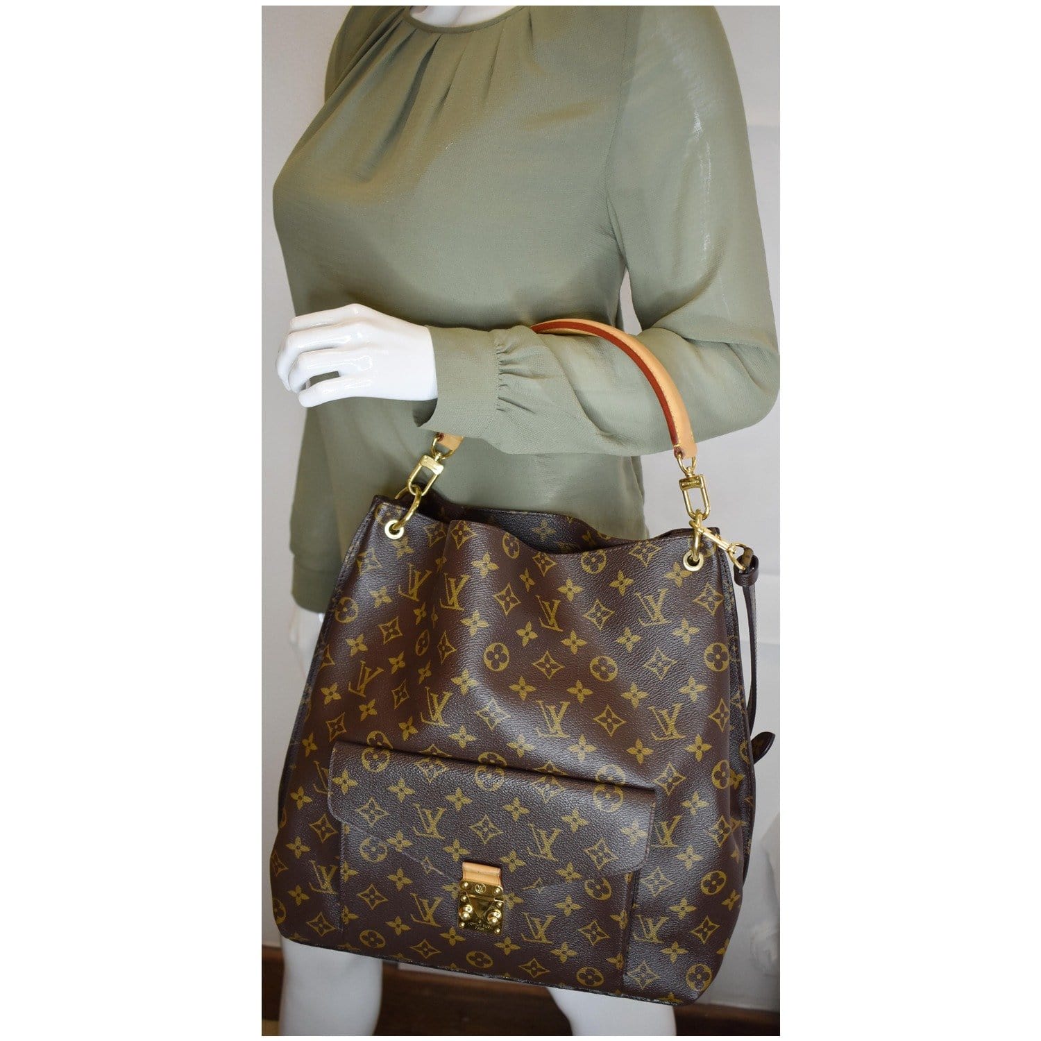 Louis Vuitton Metis Hobo Bags for Women
