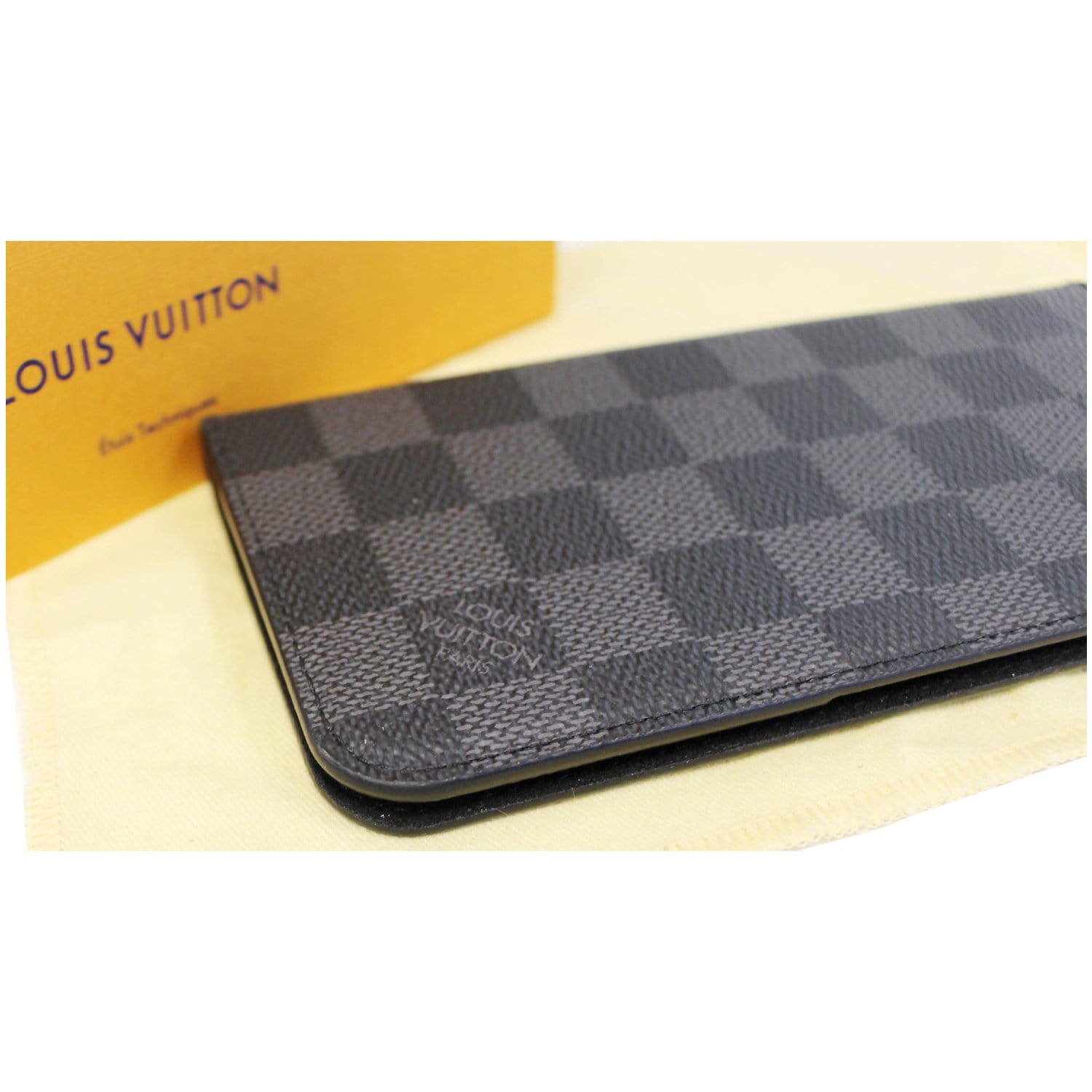 Louis Vuitton Monogram iPhone 8 Plus Folio Case - Brown Technology,  Accessories - LOU722790
