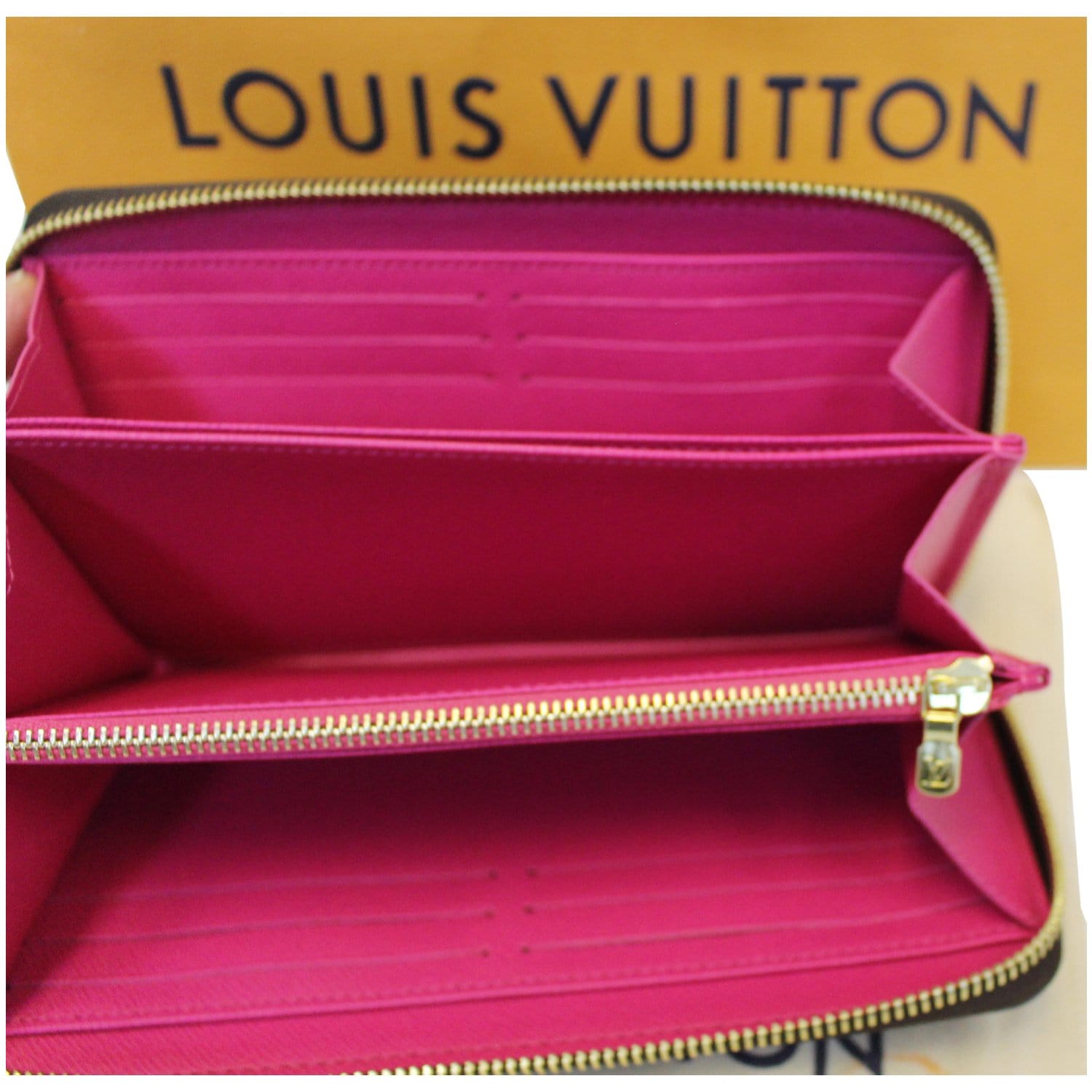 Louis Vuitton Zippy Wallet 2022 M81544 New with copy of Receipt Vivienne  Holiday