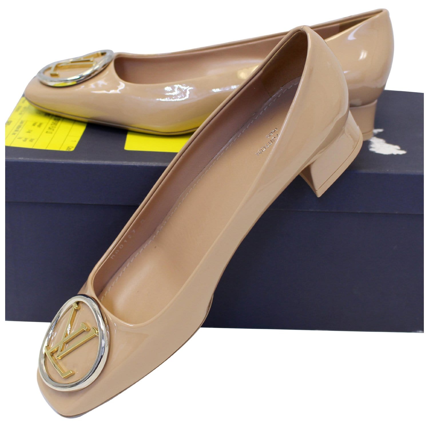 Madeleine patent leather heels Louis Vuitton Beige size 38 EU in Patent  leather - 32492094
