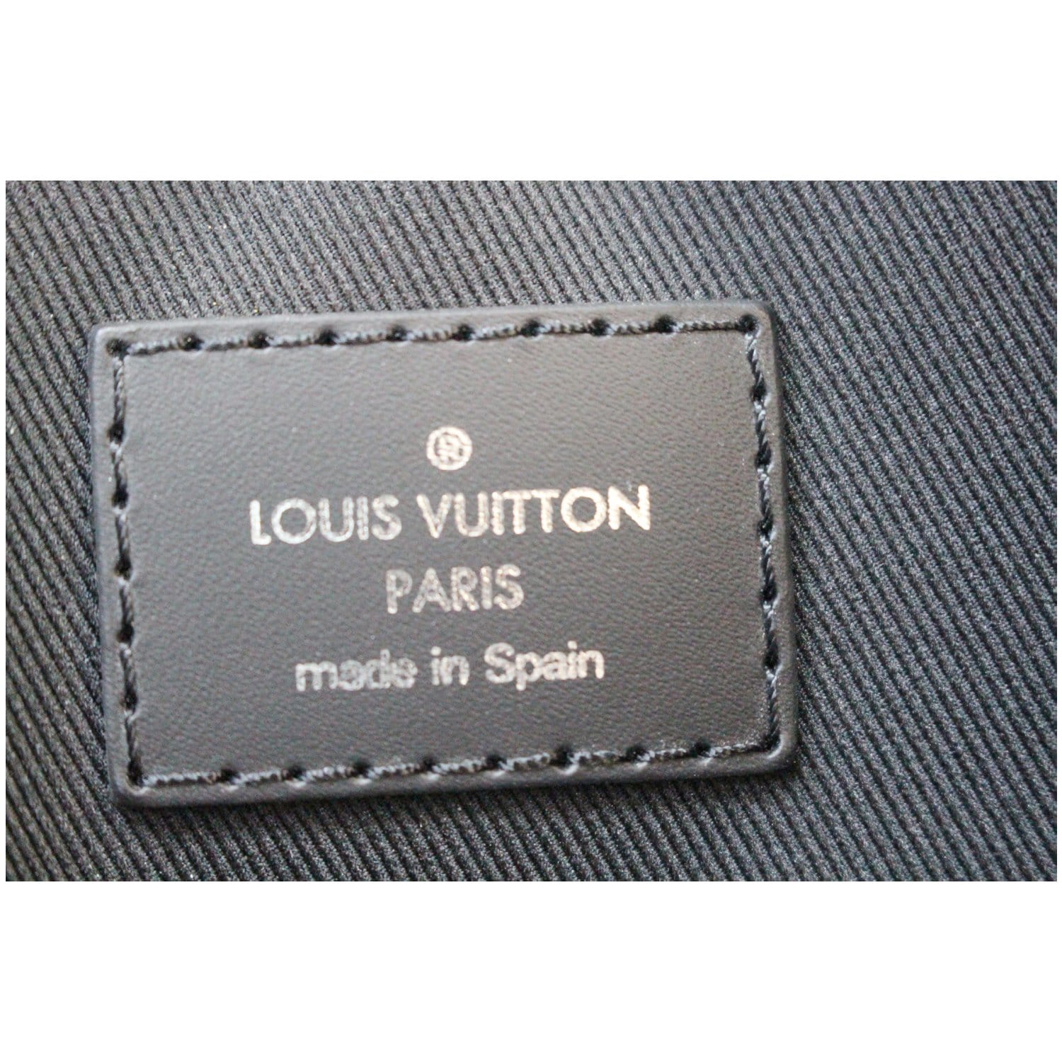 LOUIS VUITTON Monogram Sequins Eclipse Pochette Noir 19837