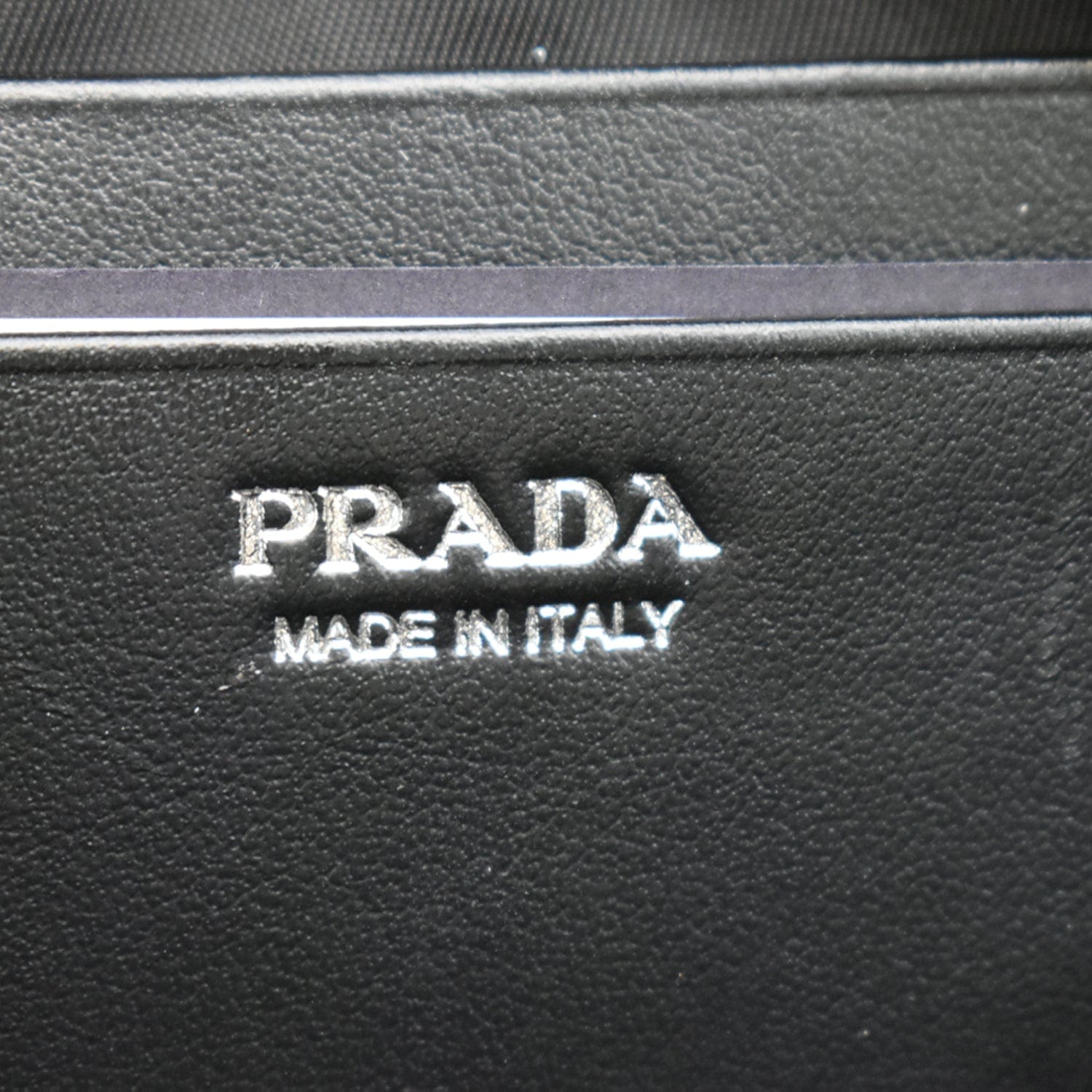 Prada Crossbody Chain Bag Black Leather Small ref.1008111 - Joli