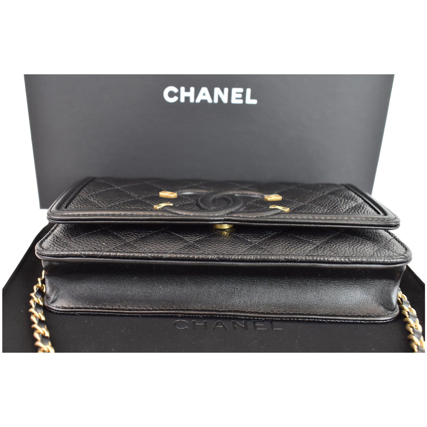 Authenticated Used CHANEL Chanel CC Filigree Zip Wallet Coco Mark