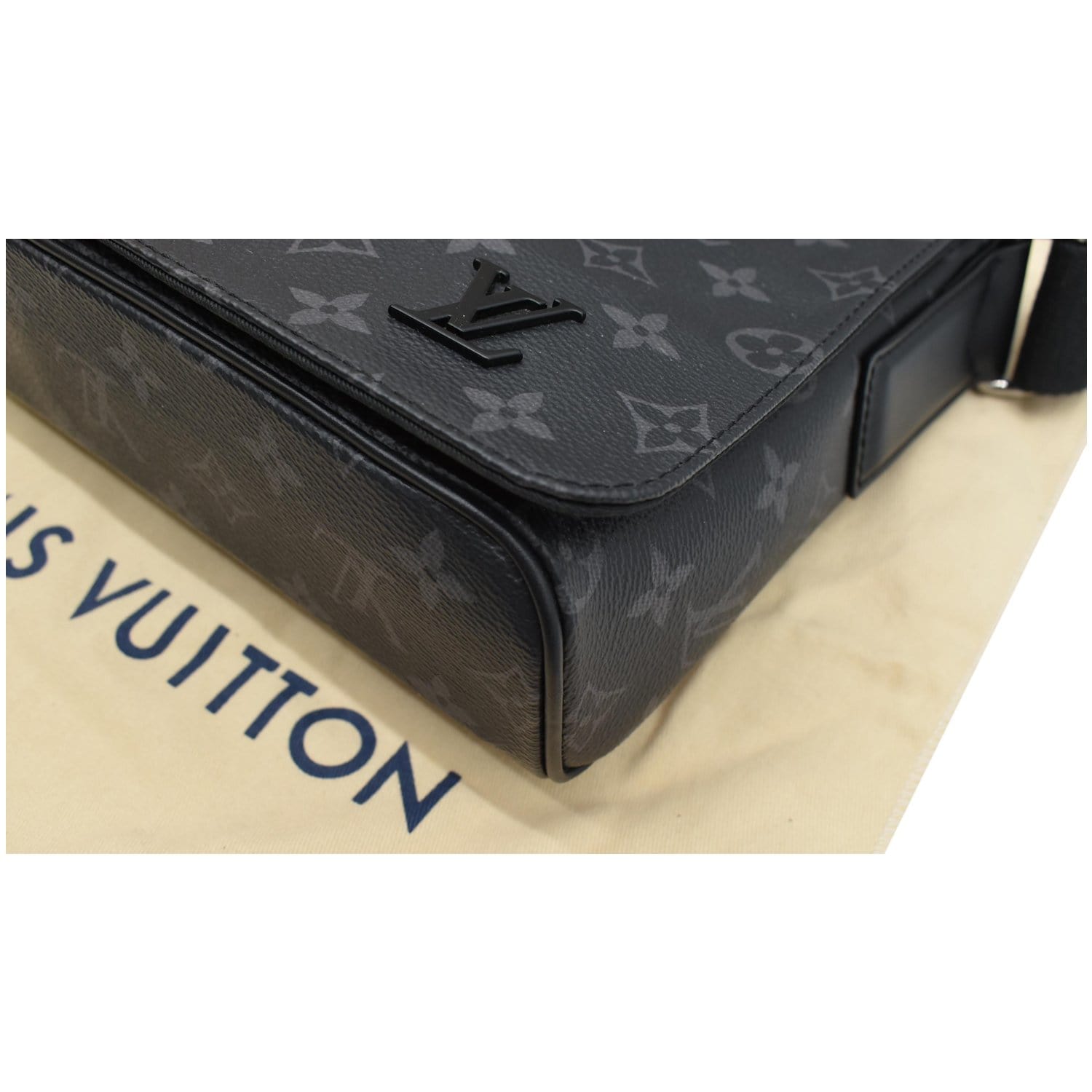 Louis Vuitton District Messenger Bag Monogram Eclipse Canvas PM