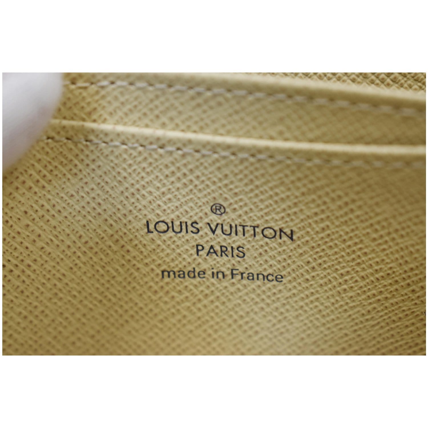 Louis Vuitton Damier Azur Zippy Coin Purse QJA0OE0NWB008