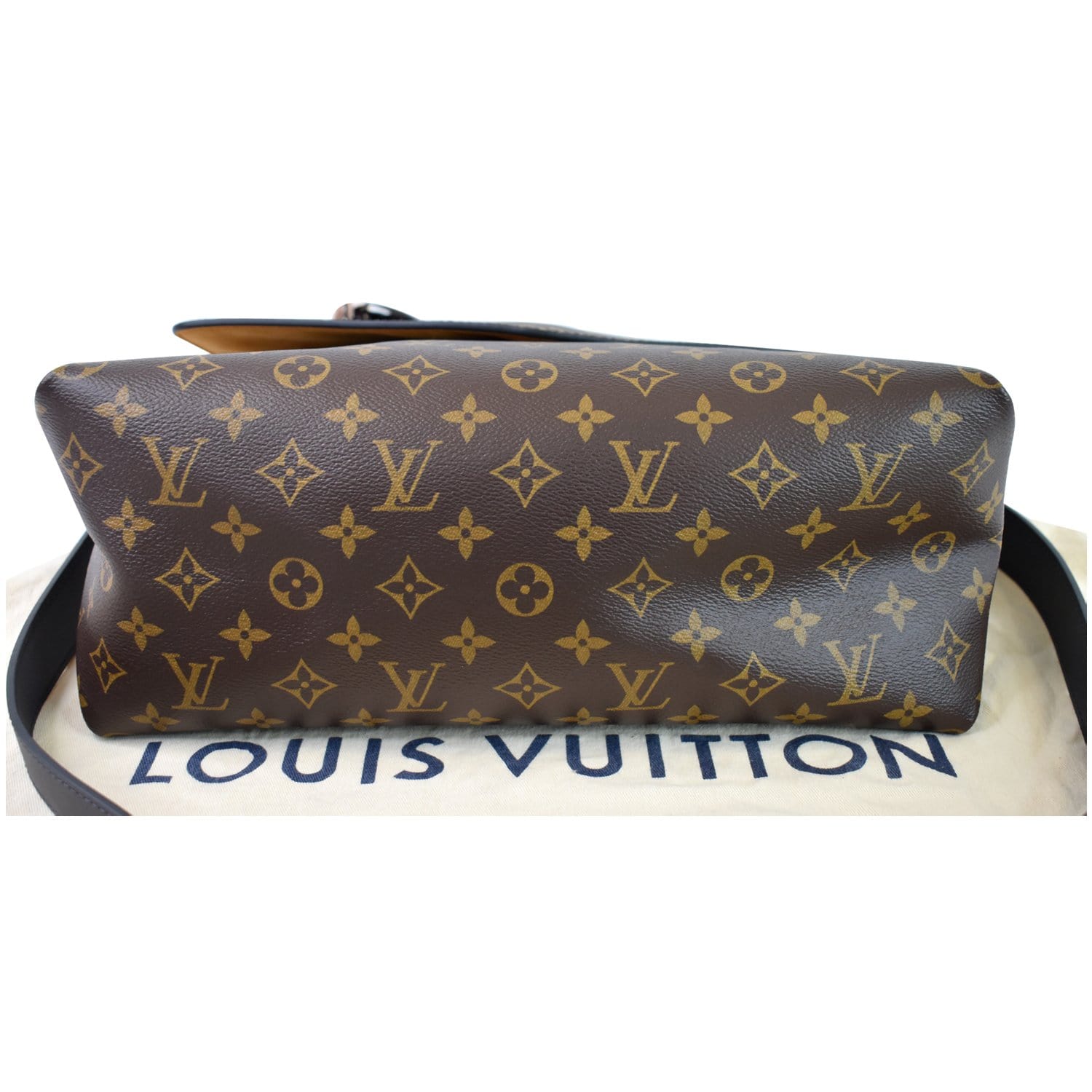 Beaubourg cloth handbag Louis Vuitton Brown in Cloth - 34917891